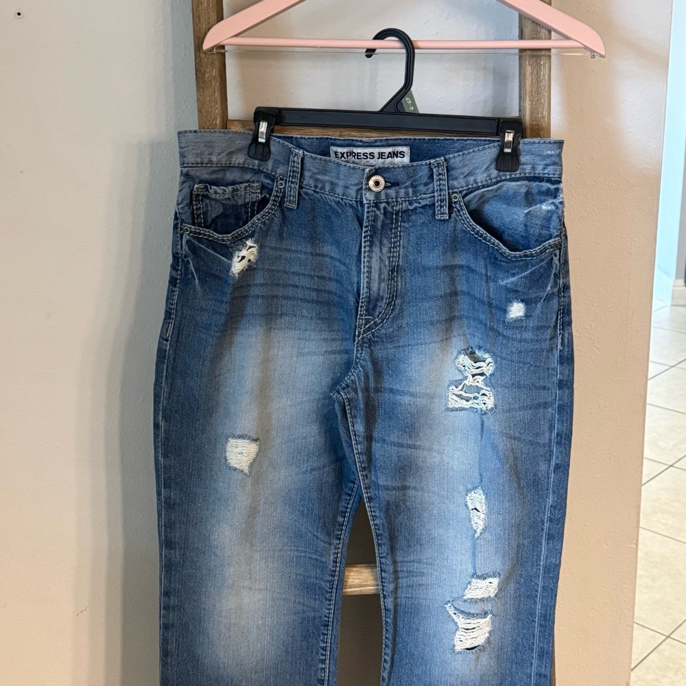 Men's Distressed Blue Jeans 34x32 - Picture 3 of 11
